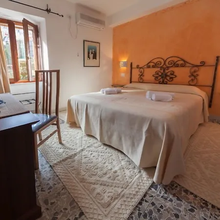 Su Ghindalu Villanova Monteleone