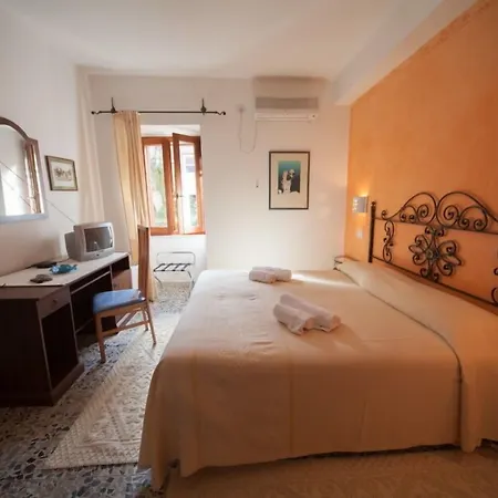 Su Ghindalu * Villanova Monteleone