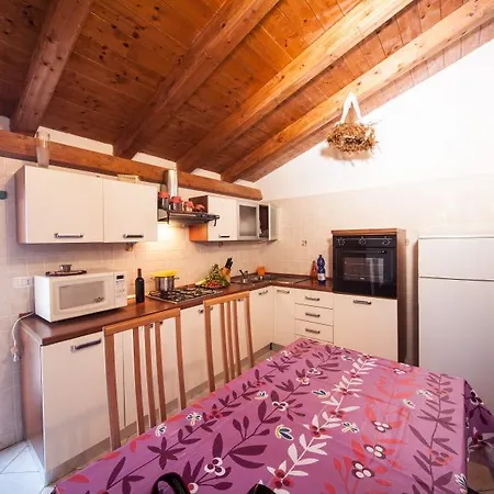 Su Ghindalu Apartamento *