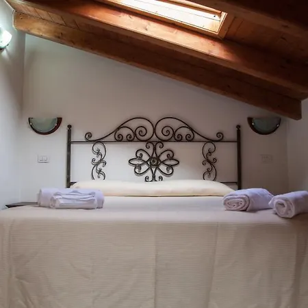 Su Ghindalu Villanova Monteleone