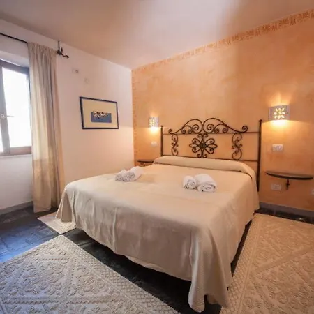 Su Ghindalu Apartment